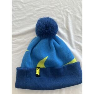 Nike Beanie Winter Pom Hat